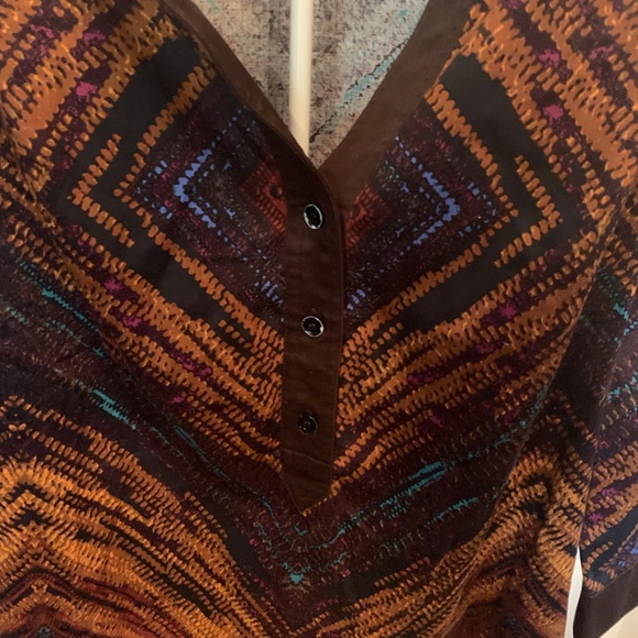 Etcetera tunic. In great shape. Buttons show little signs of wear. - Picture 3 of 4